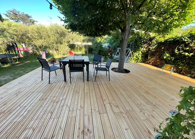 Création d'une terrasse surélevée